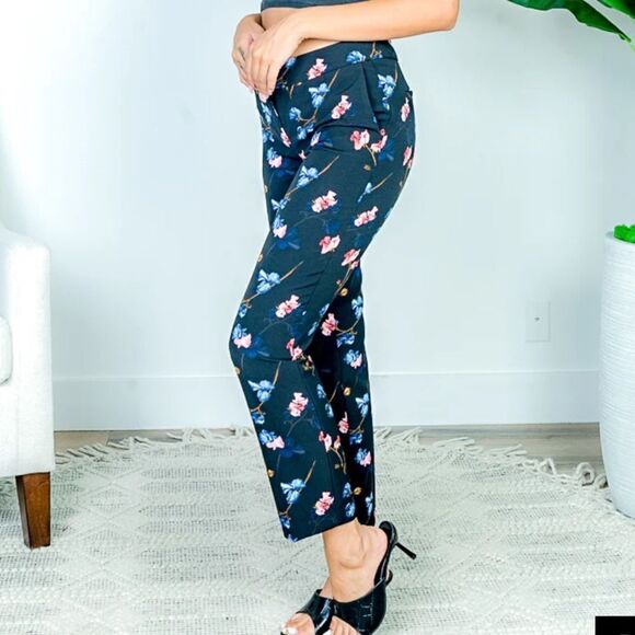 CYNTHIA ROWLEY Floral Ankle Pants Size 6 Black - Picture 1 of 10